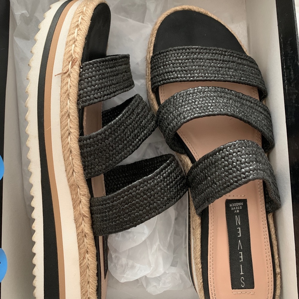 Steve Madden sandals